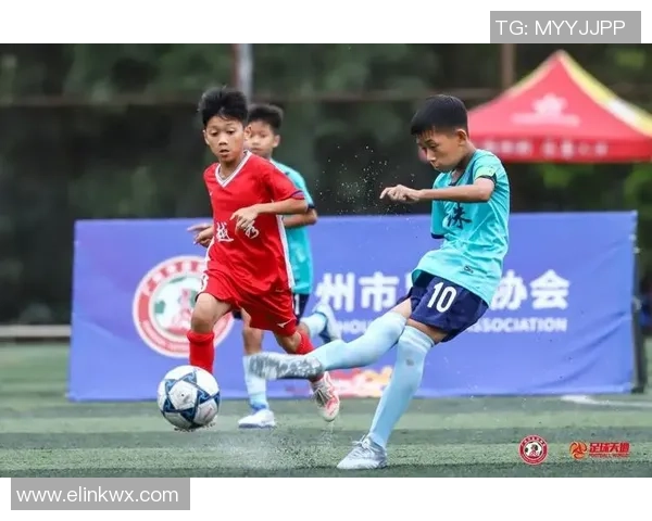 广州足球队逆袭之路全国锦标赛特别报道展现拼搏精神与团队力量